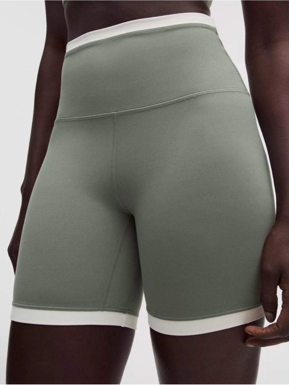 Lululemon Align ™ SUR Short 6" *Trim Willow Light Ivory